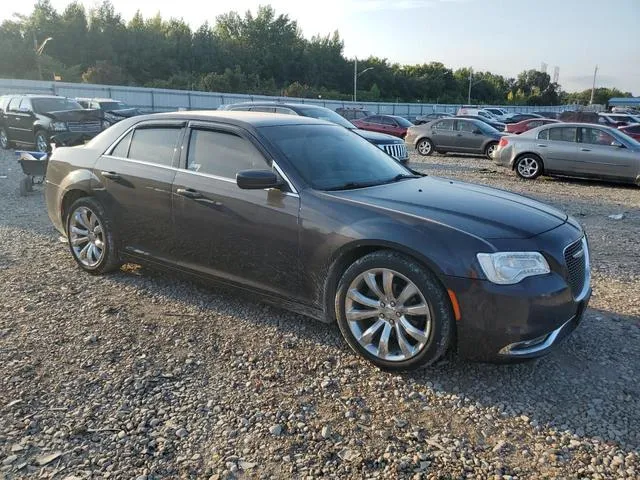 2C3CCAAG6JH249913 2018 2018 Chrysler 300- Touring 4