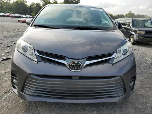 5TDYZ3DC3JS932142 2018 2018 Toyota Sienna- Xle 5