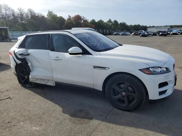 SADCJ2GXXJA291390 2018 2018 Jaguar F-Pace- Premium 4