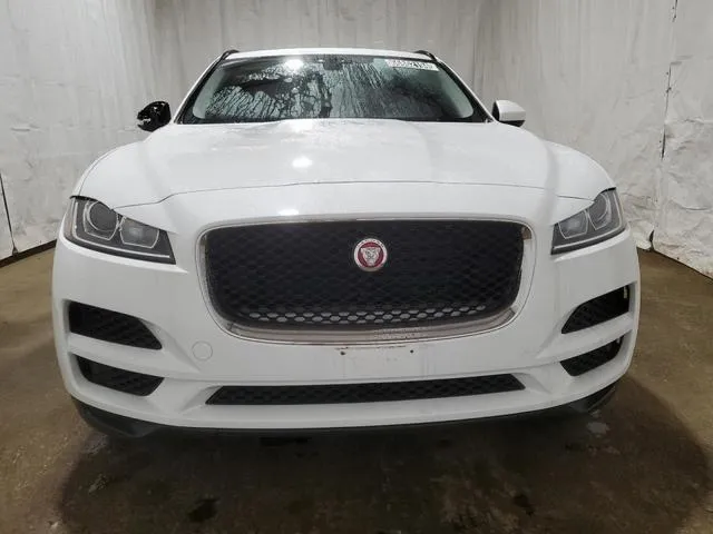 SADCJ2GXXJA235675 2018 2018 Jaguar F-Pace- Premium 5