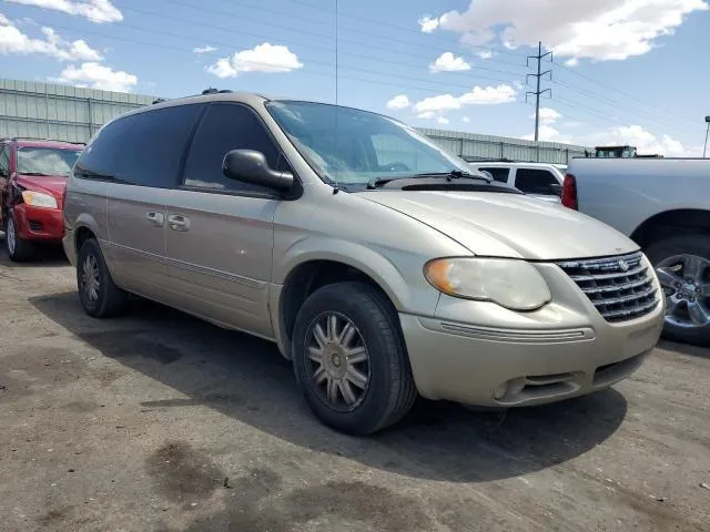 2A8GP64L56R660964 2006 2006 Chrysler Town and Country- Limited 4