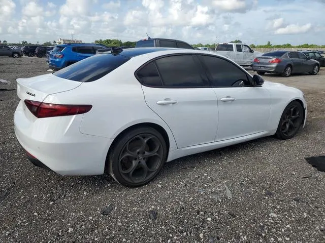 ZARFAMAN0K7599829 2019 2019 Alfa Romeo Giulia 3