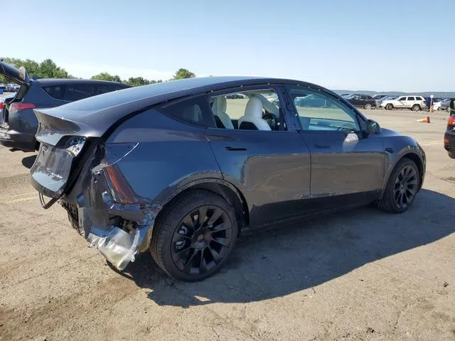 7SAYGDEE8RA250952 2024 2024 Tesla MODEL Y 3