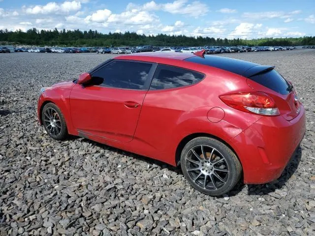 KMHTC6AD2CU034734 2012 2012 Hyundai Veloster 2