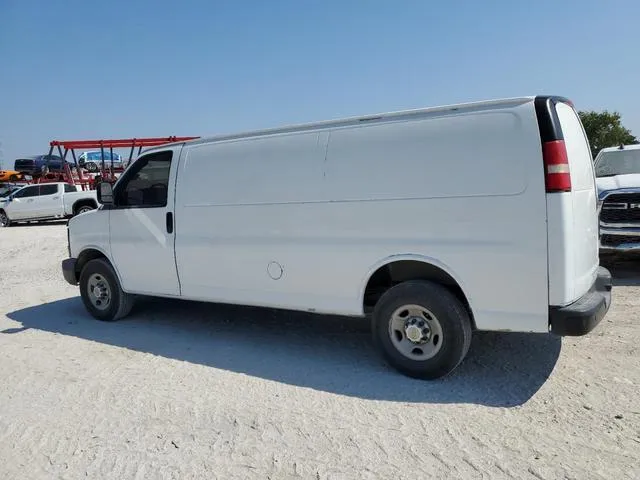 1GCWGGBA8E1150122 2014 2014 Chevrolet Express 2