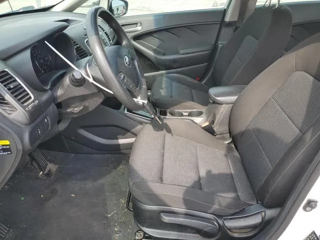 3KPFK4A71JE189340 2018 2018 KIA Forte- LX 7