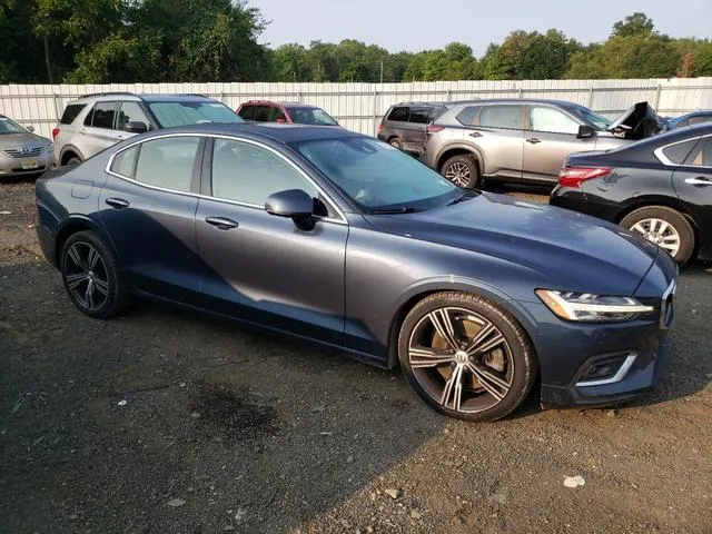 7JRA22TL7KG002680 2019 2019 Volvo S60- T6 Inscription 4