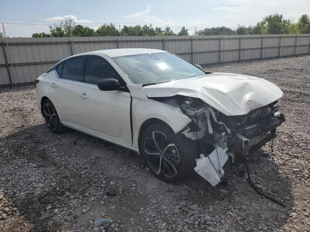 1N4BL4CV1RN331061 2024 2024 Nissan Altima- SR 4