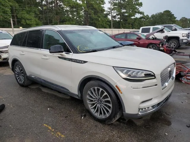 5LM5J7WC2LGL03086 2020 2020 Lincoln Aviator- Reserve 4