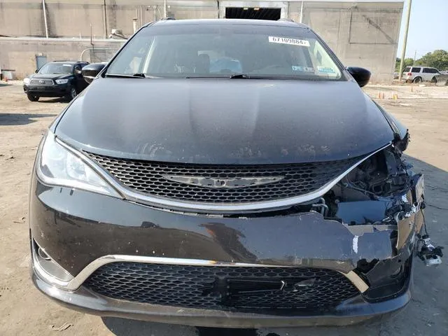 2C4RC1BG8HR785870 2017 2017 Chrysler Pacifica- Touring L 5