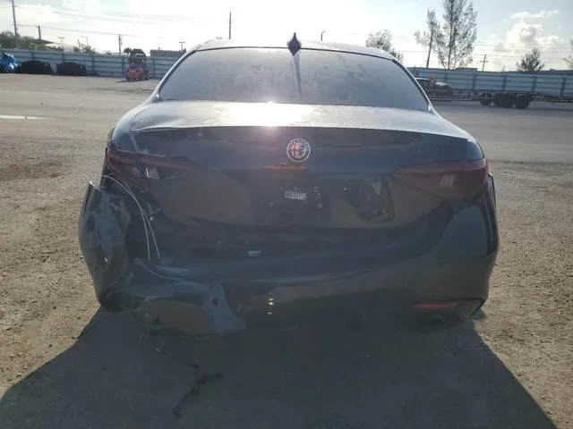 ZARFAMAN0K7623322 2019 2019 Alfa Romeo Giulia 6