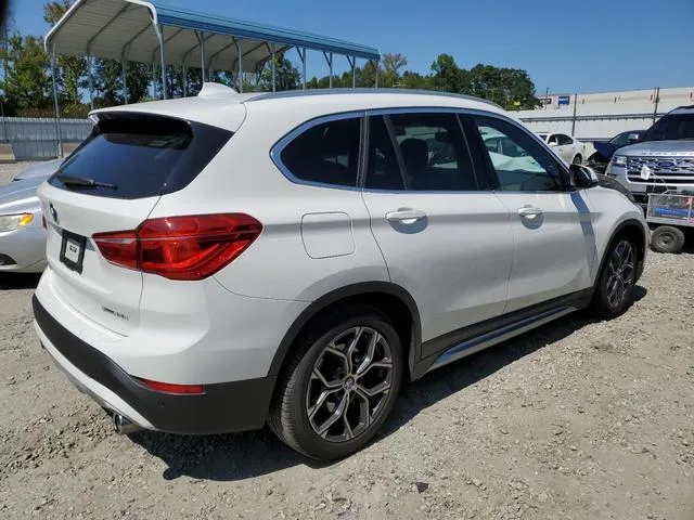 WBXJG9C00N5U84958 2022 2022 BMW X1- Xdrive28I 3