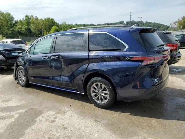 5TDJSKFC6MS022471 2021 2021 Toyota Sienna- Xle 2