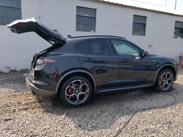 ZASPAKBN6R7D75029 2024 2024 Alfa Romeo Stelvio- TI 3