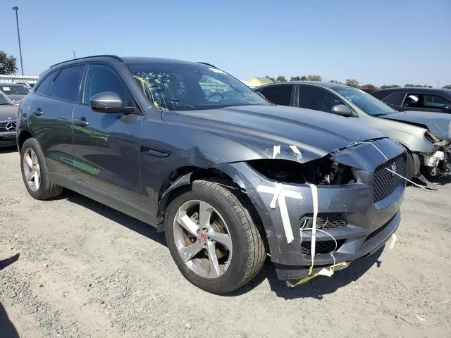 SADCJ2BN0HA494689 2017 2017 Jaguar F-Pace- Premium 4