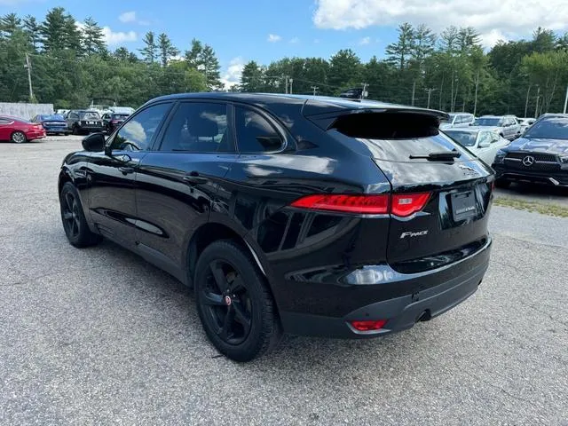 SADCJ2FXXKA602044 2019 2019 Jaguar F-Pace- Premium 3