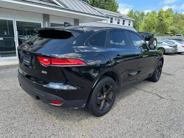 SADCJ2FXXKA602044 2019 2019 Jaguar F-Pace- Premium 4