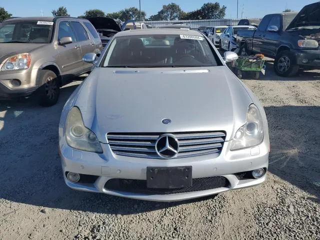 WDDDJ72X98A117704 2008 2008 Mercedes-Benz CLS-Class- 550 5