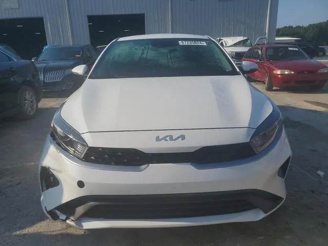 3KPF24AD6RE733123 2024 2024 KIA Forte- LX 5