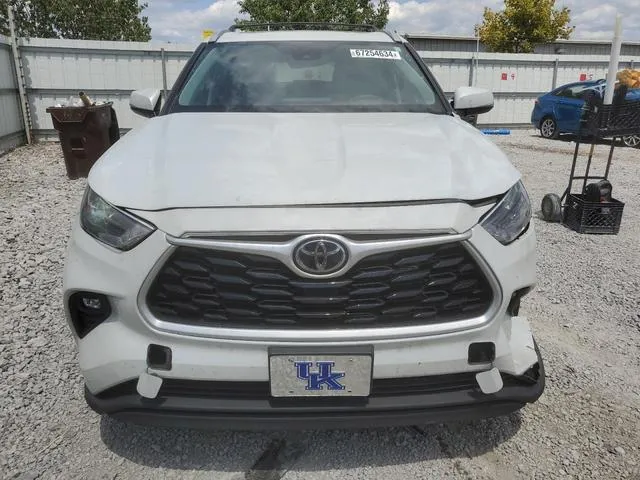 5TDGZRBH2NS592033 2022 2022 Toyota Highlander- Xle 5