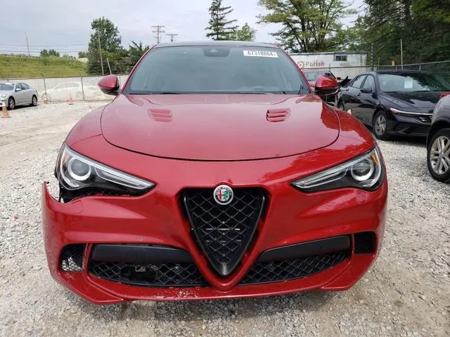 ZASFAKEV4J7C28946 2018 2018 Alfa Romeo Stelvio- Quadrifoglio 5