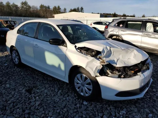 3VW2K7AJ5EM274220 2014 2014 Volkswagen Jetta- Base 4