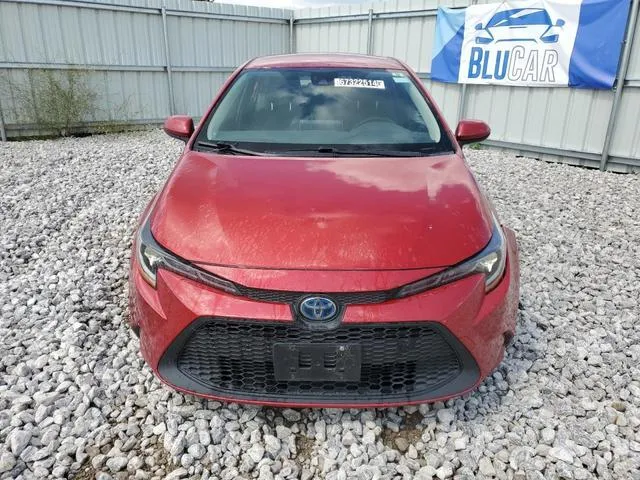 JTDEAMDE2MJ014756 2021 2021 Toyota Corolla- LE 5