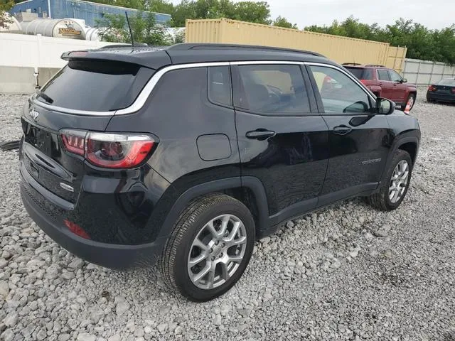 3C4NJDFB2NT232290 2022 2022 Jeep Compass- Latitude Lux 3