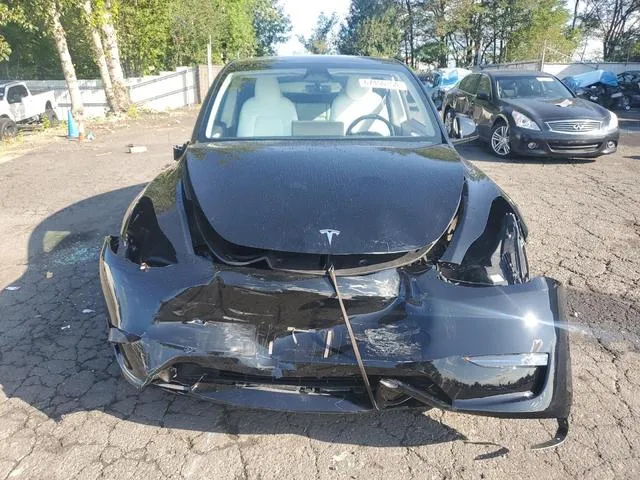 7SAYGDEE4RF075098 2024 2024 Tesla MODEL Y 5