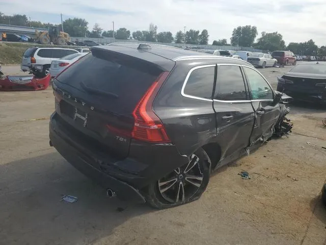 YV4BR0DKXL1453614 2020 2020 Volvo XC60- T8 Momentum 3