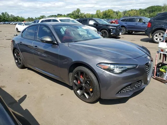 ZARFANBN4K7615759 2019 2019 Alfa Romeo Giulia- TI 4