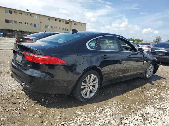 SAJBD4BVXHCY40540 2017 2017 Jaguar XF- Premium 3