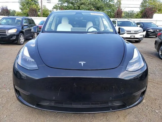 7SAYGDEE5NF538635 2022 2022 Tesla MODEL Y 5