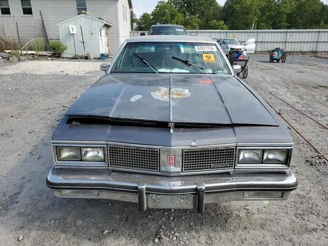 1G3AX69Y4DM854242 1983 1983 Oldsmobile 98- Regency 5