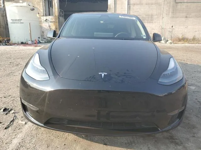 7SAYGDEF5NF512562 2022 2022 Tesla MODEL Y 5