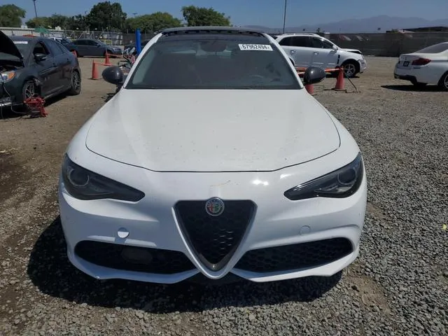 ZARFAMBN8K7618853 2019 2019 Alfa Romeo Giulia- TI 5