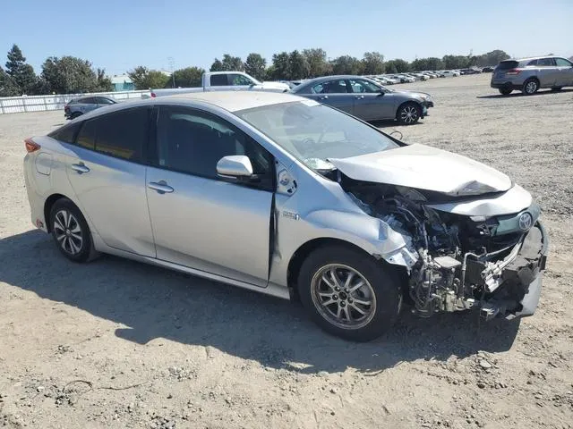 JTDKARFP8H3039296 2017 2017 Toyota Prius 4