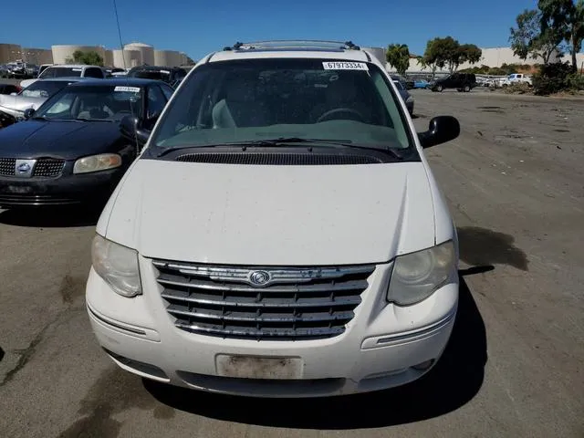 2C4GP64LX5R123819 2005 2005 Chrysler Town and Country- Limited 5