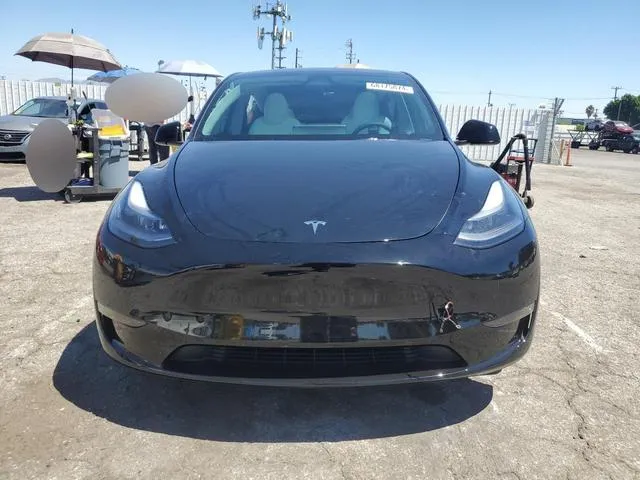 7SAYGDEFXRF128976 2024 2024 Tesla MODEL Y 5