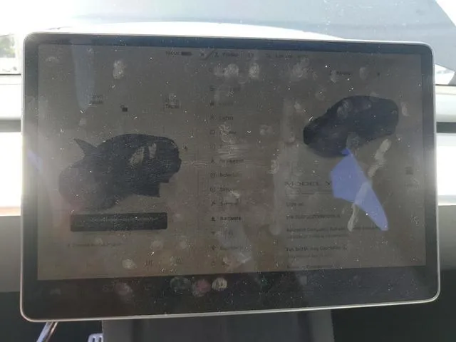 7SAYGDEFXRF128976 2024 2024 Tesla MODEL Y 9