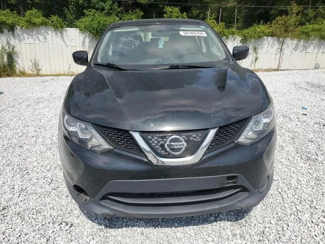 JN1BJ1CR4JW265785 2018 2018 Nissan Rogue- S 5