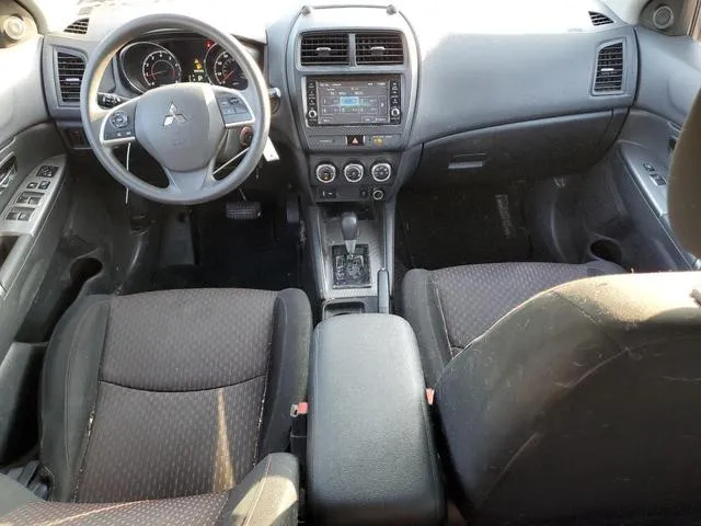 JA4AP3AU8JU019371 2018 2018 Mitsubishi Outlander- ES 8