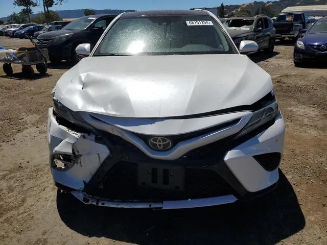 4T1B61HK8KU739904 2019 2019 Toyota Camry- Xse 5