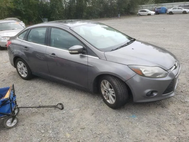 1FAHP3H2XCL196043 2012 2012 Ford Focus- Sel 4