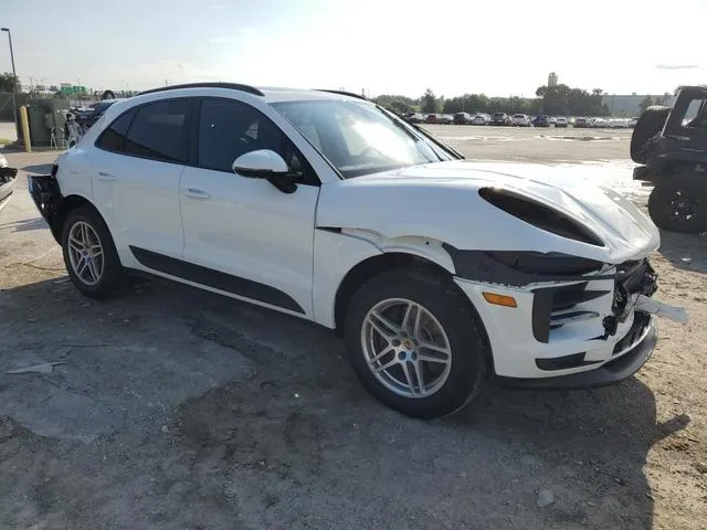 WP1AA2A5XLLB13446 2020 2020 Porsche Macan 4