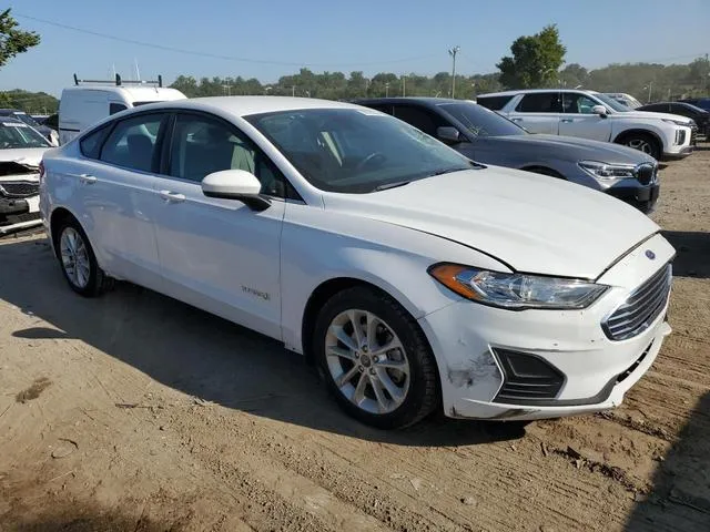 3FA6P0LU1KR257102 2019 2019 Ford Fusion- SE 4