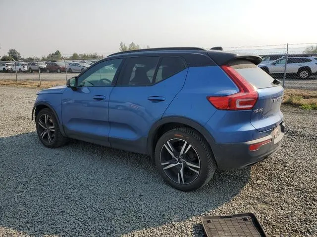 YV4162UM0K2125001 2019 2019 Volvo XC40- T5 R-Design 2