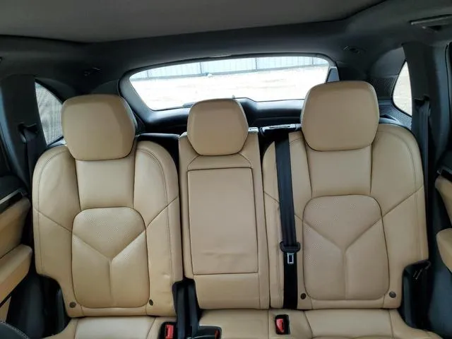 WP1AA2A28JKA03178 2018 2018 Porsche Cayenne 10