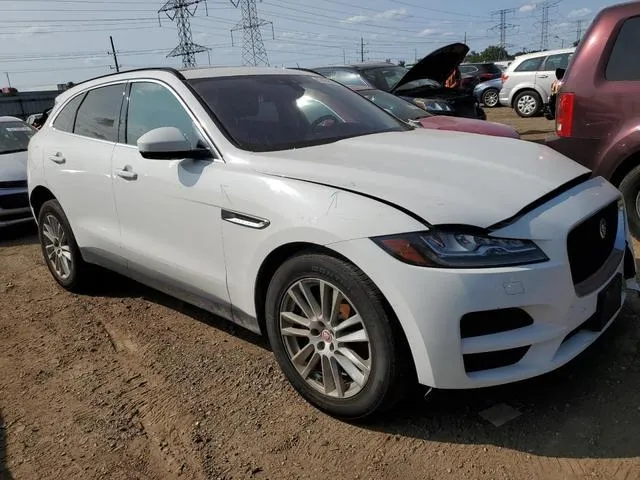 SADCK2BV2HA895612 2017 2017 Jaguar F-Pace- Prestige 4