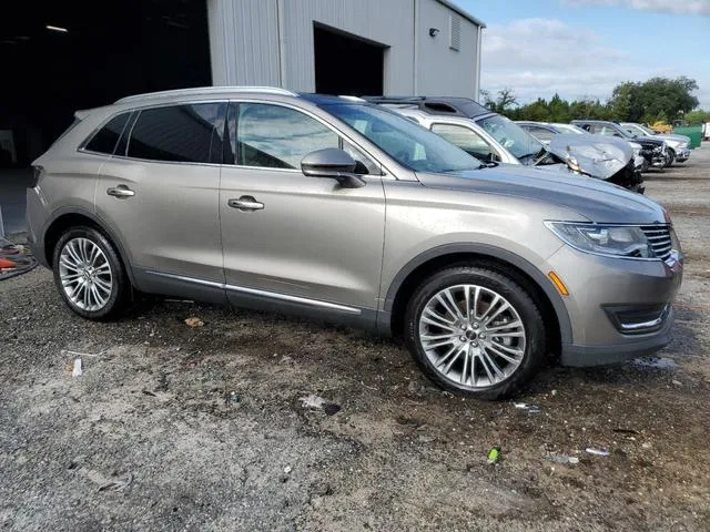 2LMPJ6LR3HBL29598 2017 2017 Lincoln MKX- Reserve 4